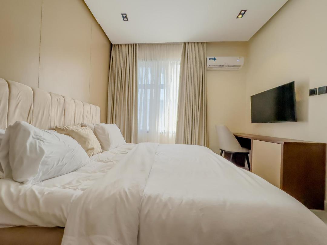 2 bedroom apartment